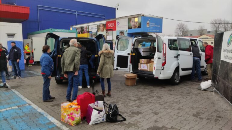 18 Ukrainian refugees from the Polish border welcomed in France