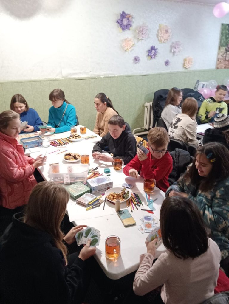 Livres et jeux : nouvelles distributions à Kramatorsk et Cherkasy