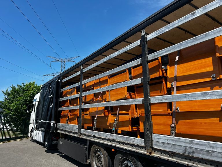 Livraison de 104 lits médicalisés en Ukraine : la puissance d’un réseau humanitaire